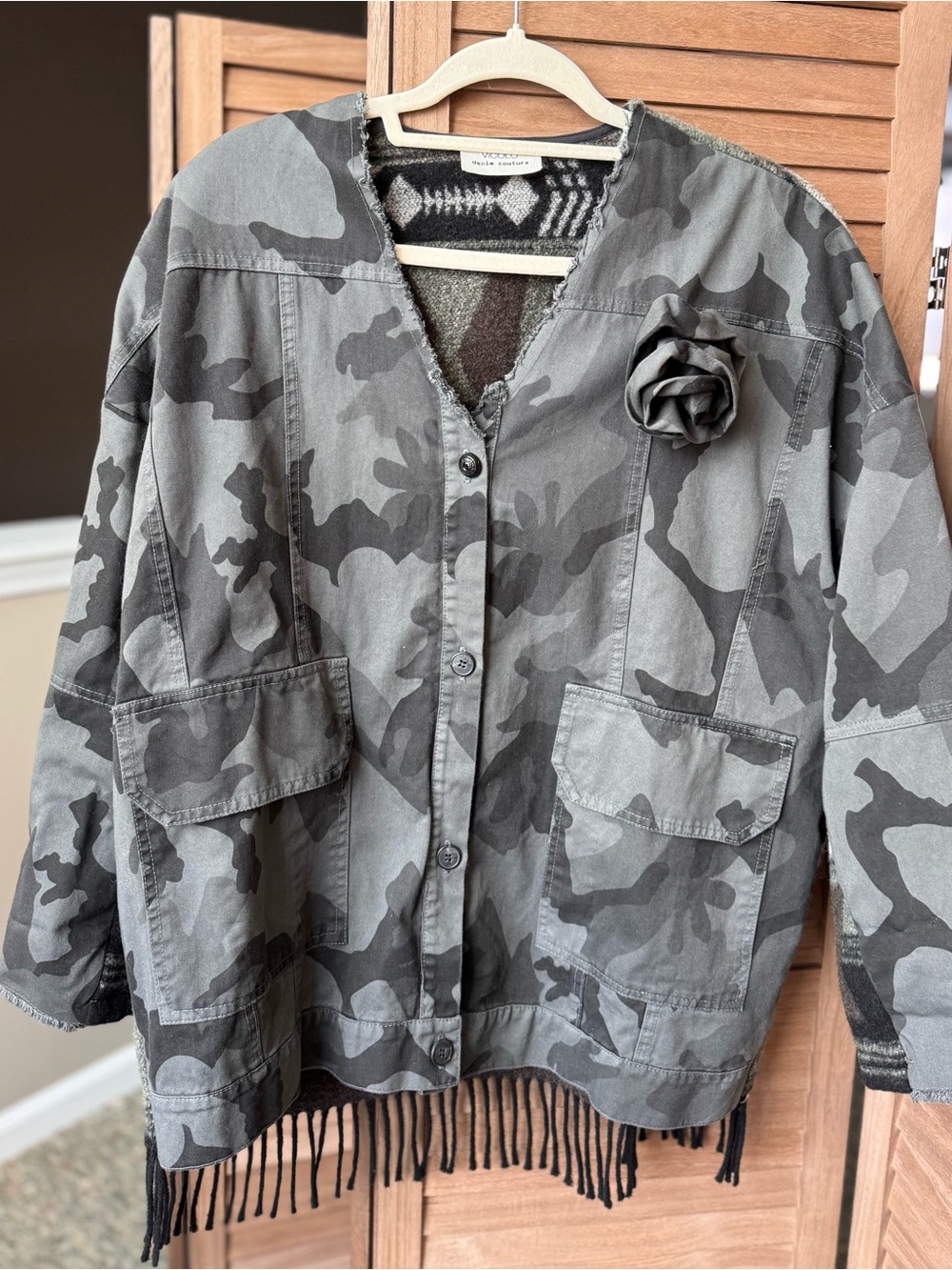 Vicolo Denia Couture Made in Italy Camo Wool Fringe Jacket S (runs big)